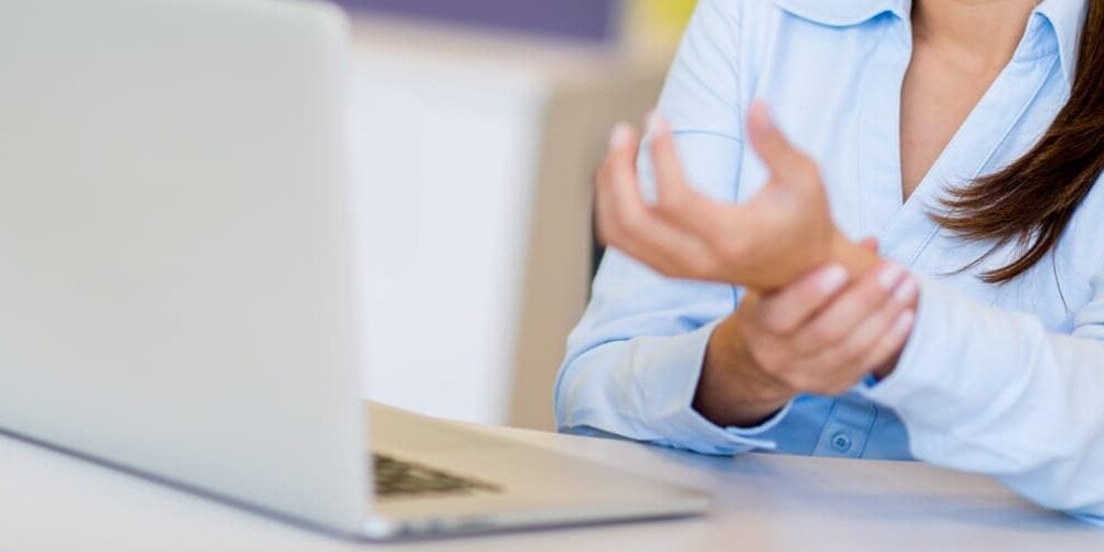 Non-Surgical Hand Treatments In Bellevue, WA